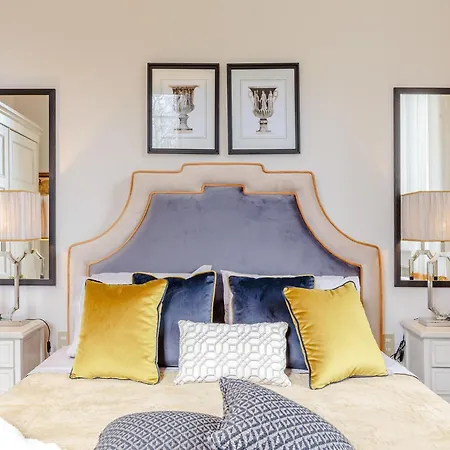 Appealing Apartment In Lucca With Terrace Lucca