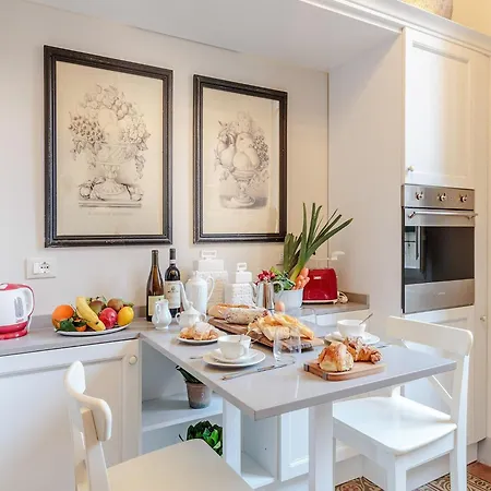 Appealing Apartment In Lucca With Terrace Apartment *